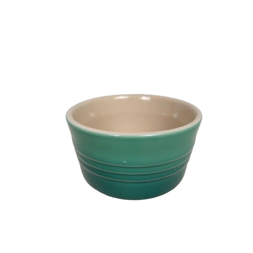 Le Creuset small straight sided green ramekin 3 3/4 X 2 in